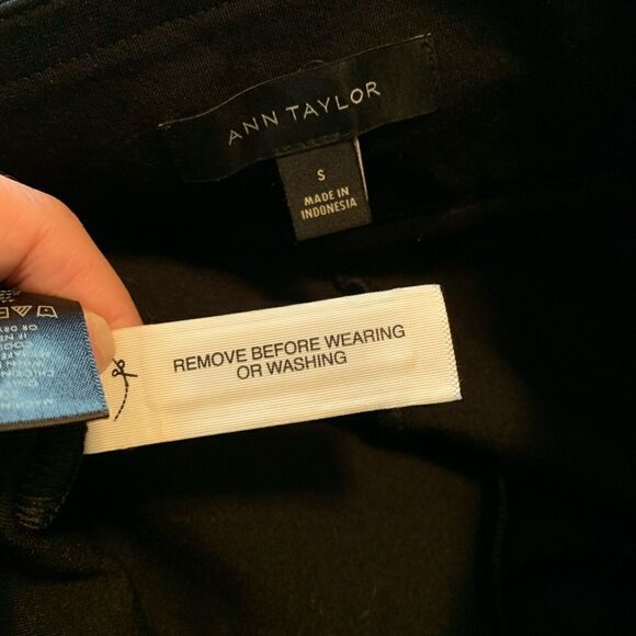 Ann Taylor black dress pants with gold hard wear - Picture 4 of 8